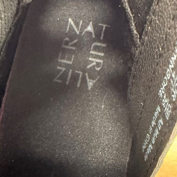 Naturalizer Ankle Boots Madalynn Gore Black Lugged Womens Size 10 Pull On Bootie - Picture 12 of 12